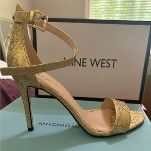 Nine West Gold Glitter Heeled Sandals, Sz 9.5